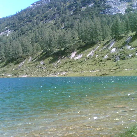 Stoffis Huetten בית נופש טאופליץ